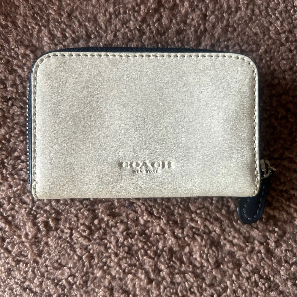 Limited Edition Coach Cracker Jack Coin Wallet - Picture 2 of 5